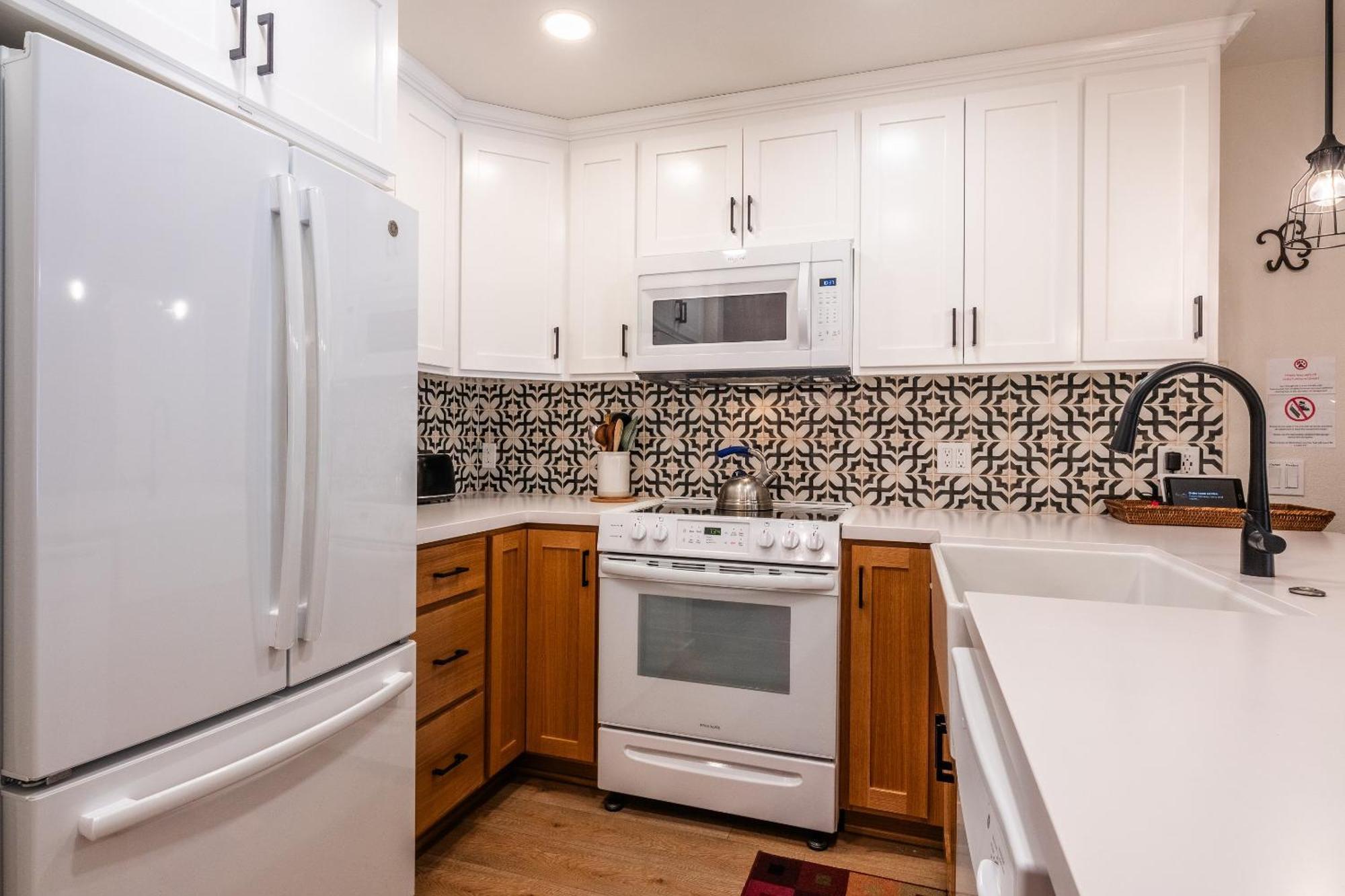 Fully Renovated! St Anton #17 Ski In Ski Out 1 Bedroom 1 Bathroom Condo! Sleeps Up To 4! Mammoth Lakes Exterior photo